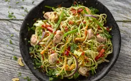 Bacon, Noodle and Crispy Vegetable Salad