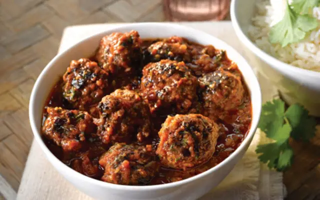Meatballs in Tomato and Ginger Sauce