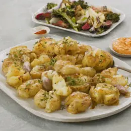 Smashed Potatoes with Thyme, Paprika and Garlic