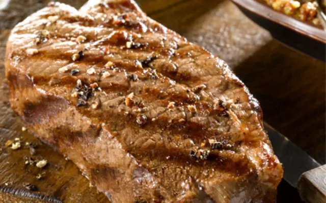 Steak with Mustard & Herb Dressing
