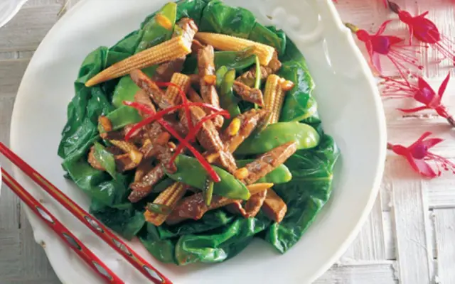 Singapore Beef with Spinach
