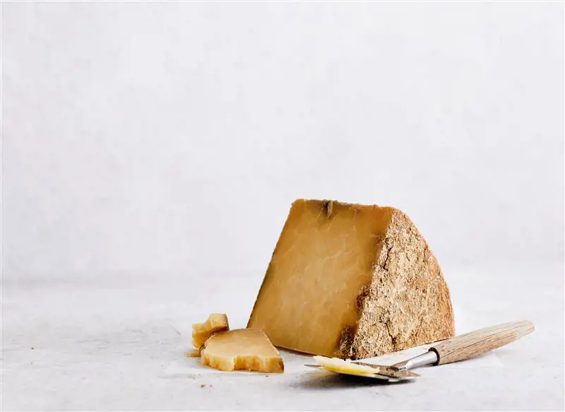 bordbia_cheese_1192007679 cheddar cropped (1).jpg