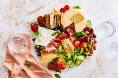 How to Create the Perfect Summer Cheese Board