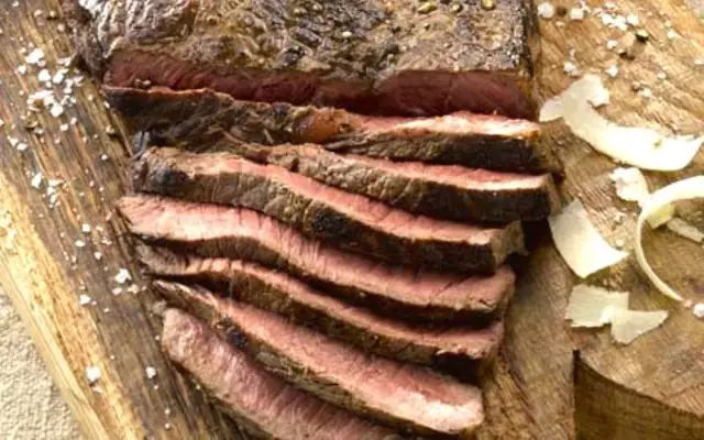 Sirloin Steak with Lemon and Rosemary